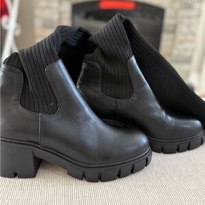 Elegant Black Heeled Boots for Women
